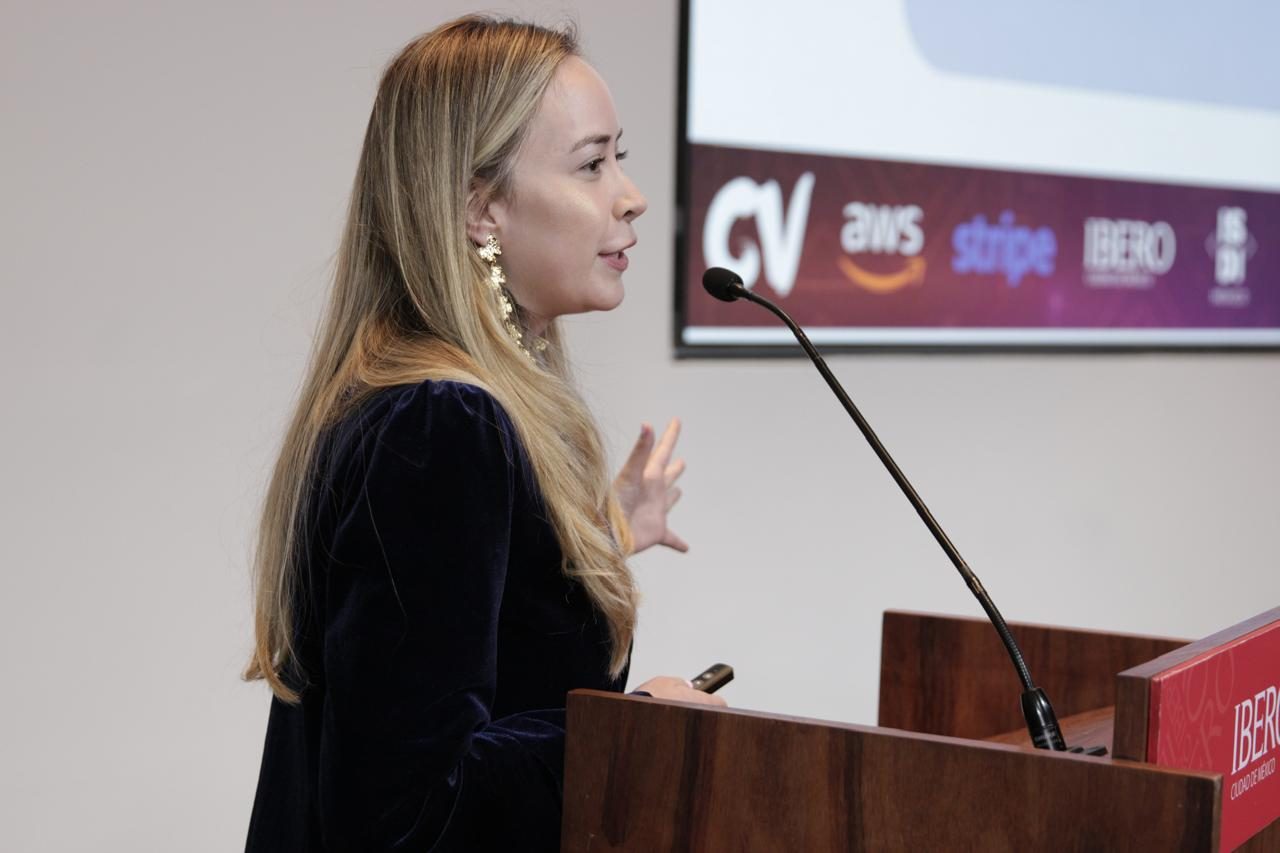 Laura Carrión Rivas durante su presentación State of Capital en Alpha Founder